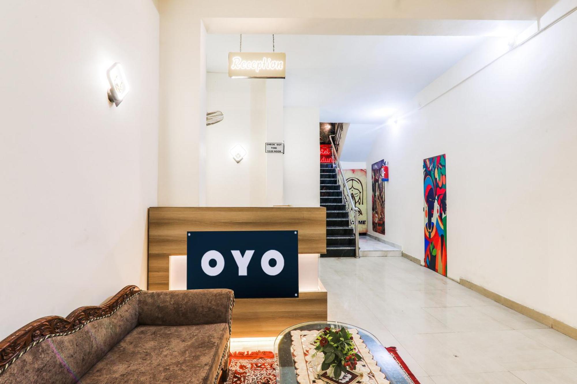Hotel O Shree Hotel Mriduni Varanasi Ngoại thất bức ảnh