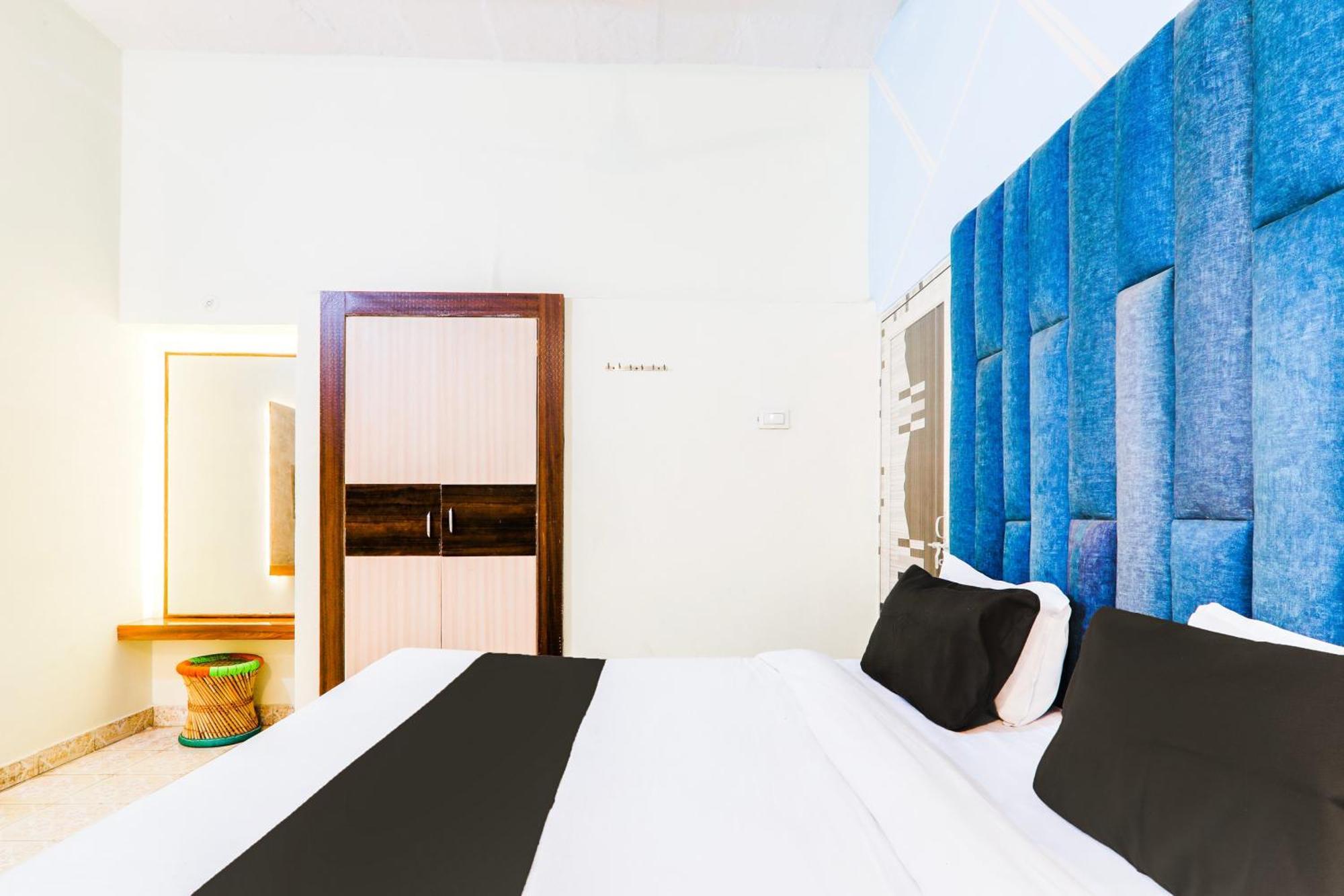Hotel O Shree Hotel Mriduni Varanasi Ngoại thất bức ảnh