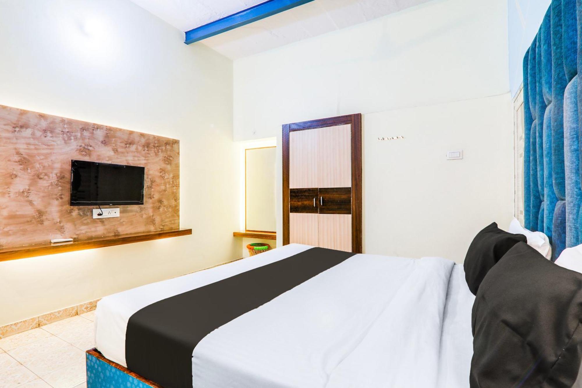 Hotel O Shree Hotel Mriduni Varanasi Ngoại thất bức ảnh