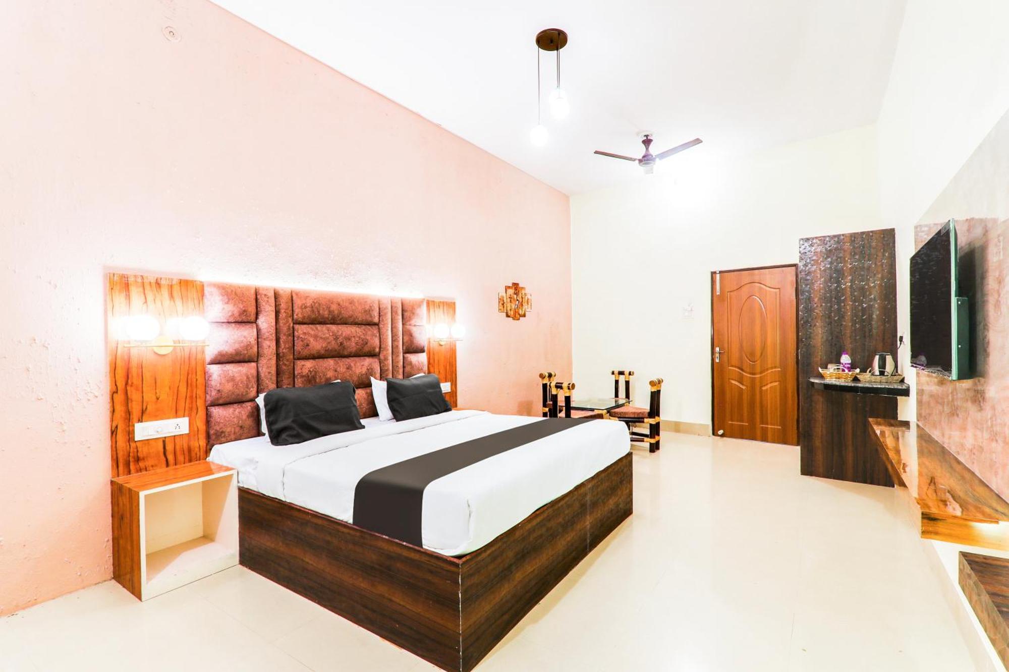 Hotel O Shree Hotel Mriduni Varanasi Ngoại thất bức ảnh
