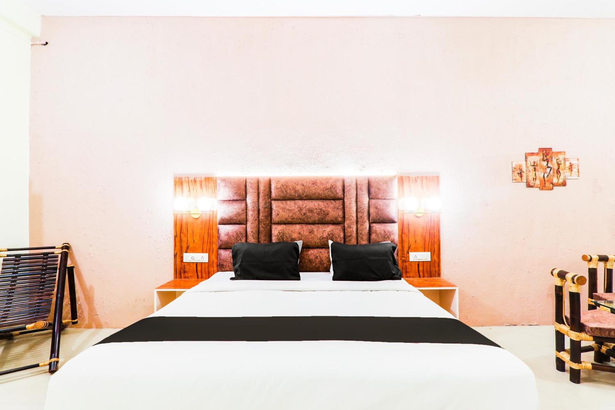 Hotel O Shree Hotel Mriduni Varanasi Ngoại thất bức ảnh